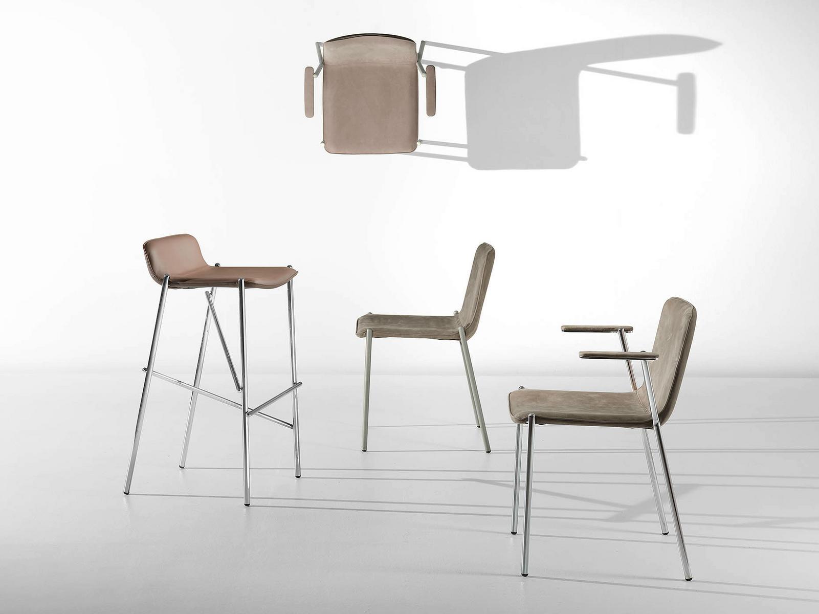Upholstered barstool | Trampoliere In by Midj