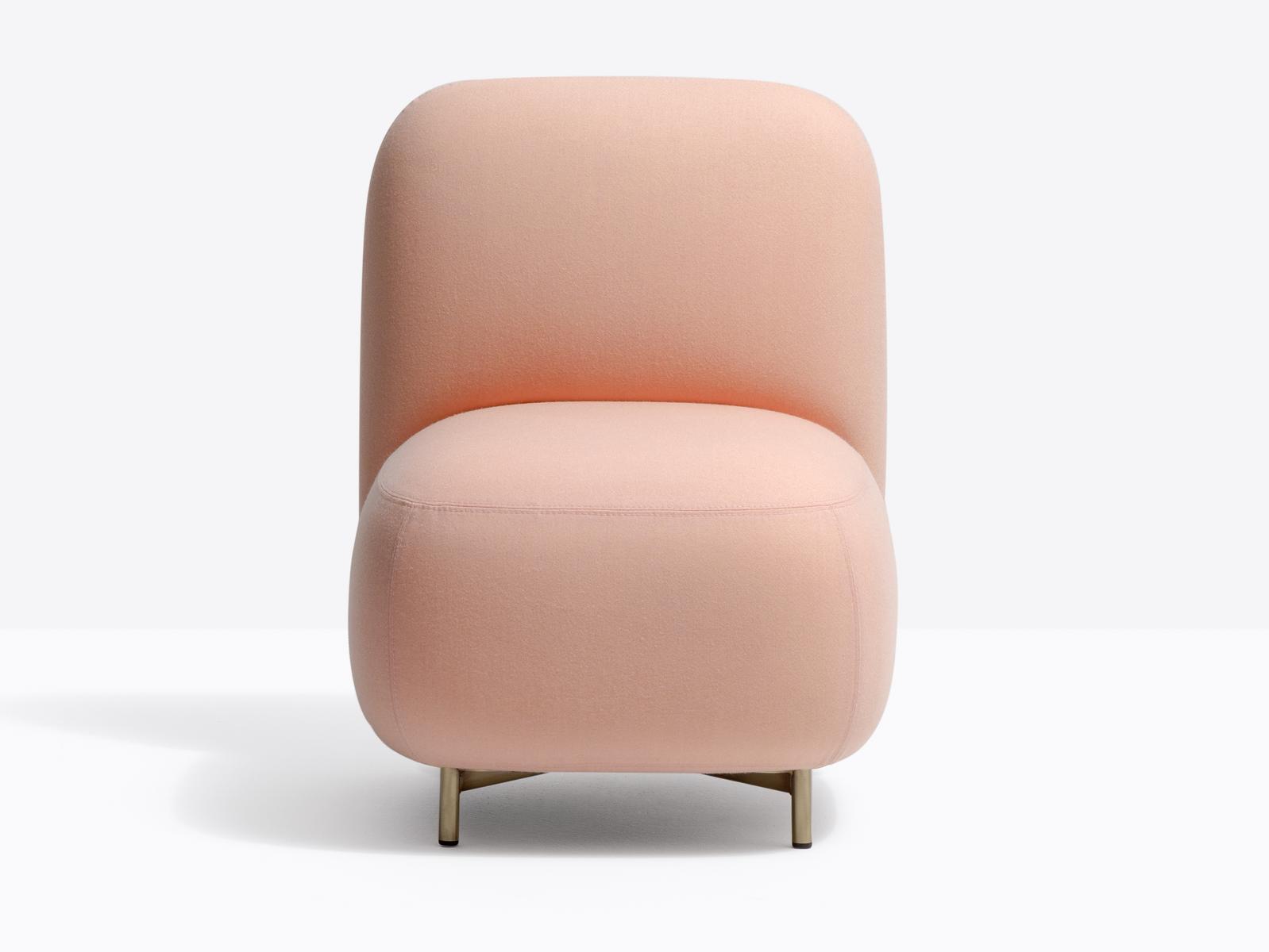 Upholstered fabric guest chair | Buddy 210s by Pedrali