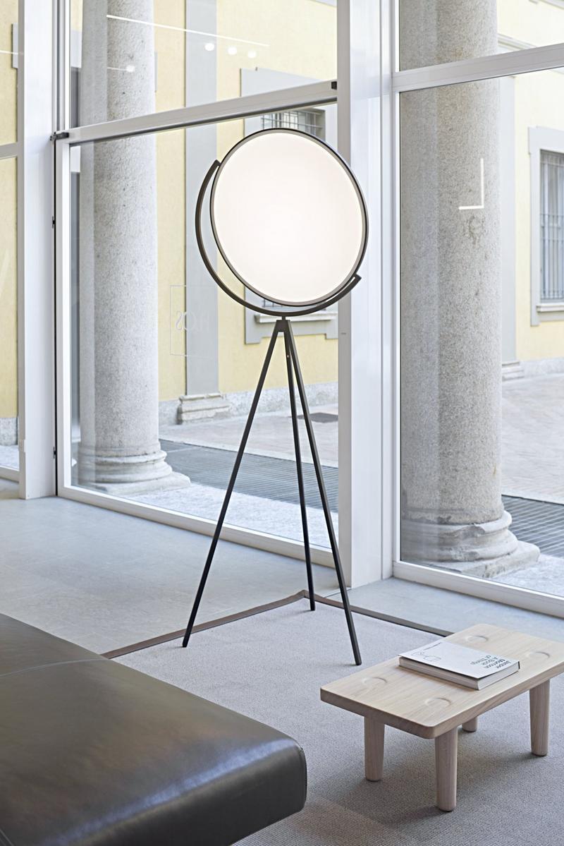 Adjustable floor lamp | Superloon by Flos