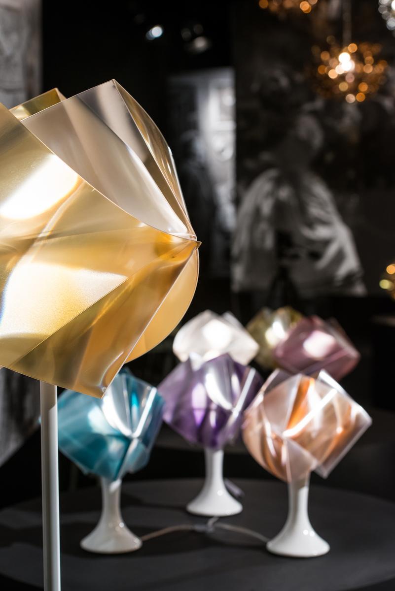 LED Lentiflex® floor lamp | Gemmy Prisma by Slamp