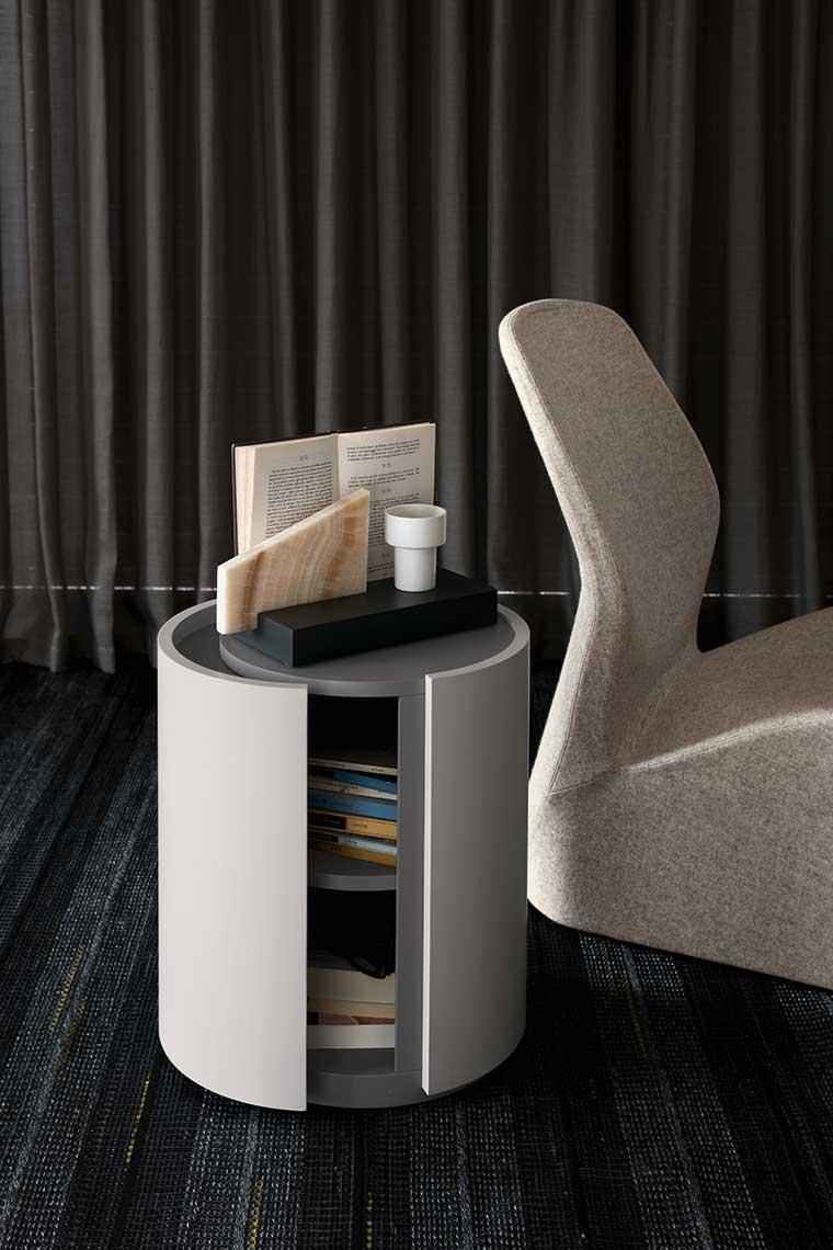 Round veneer bedside table with doors | Rim by ALF Dafre