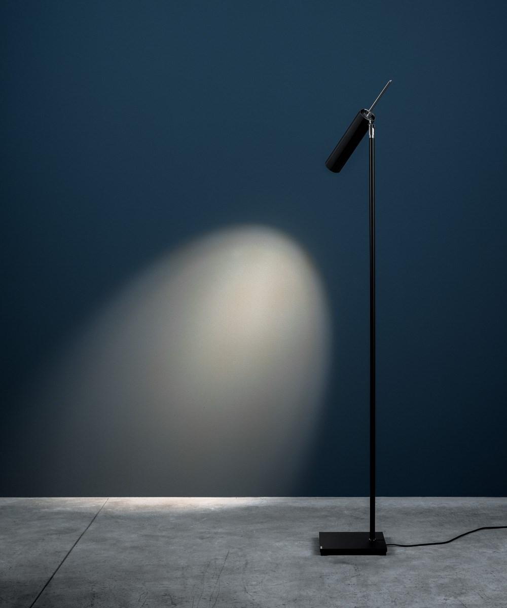 LED adjustable floor lamp | Lucenera 506 by Catellani & Smith