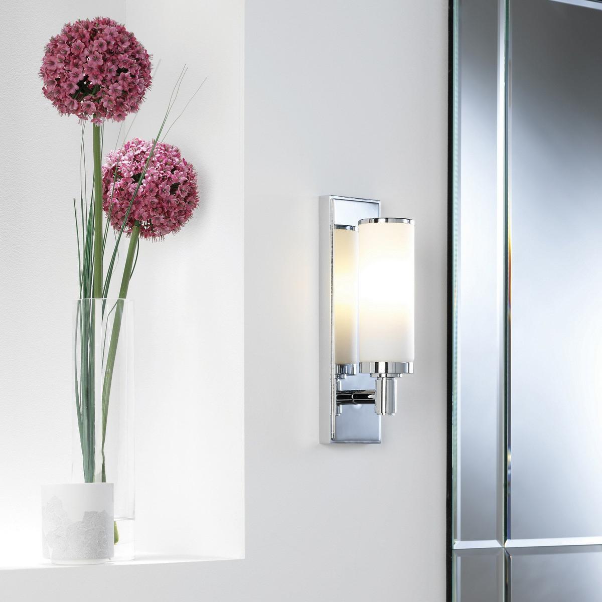Zinc wall lamp for bathroom | Verona by Astro lighting