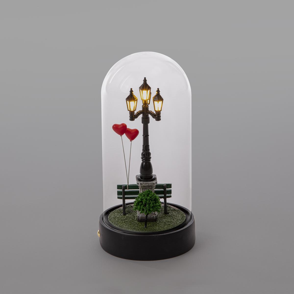 Resin table lamp | My Little Valentine by Seletti
