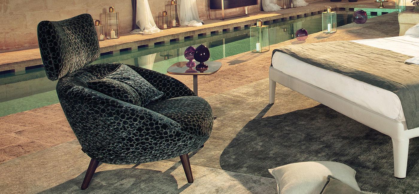 Fabric armchair with headrest | Luna by Natuzzi Italia