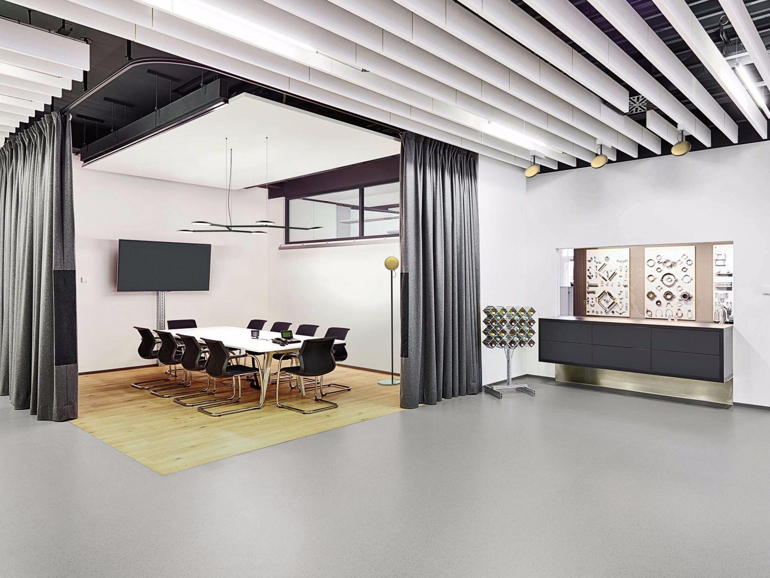 LED metal track-Light | Avveni 3-phase-track by Sattler