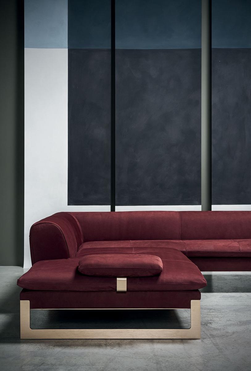 Corner sectional leather sofa | Viktor by Baxter