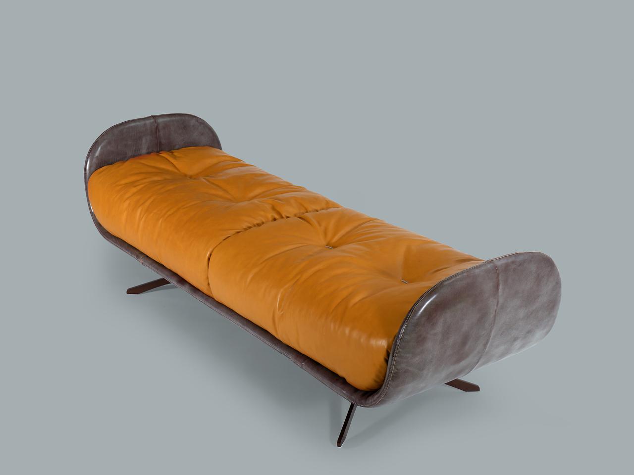 Upholstered leather bench | Ayton by Borzalino