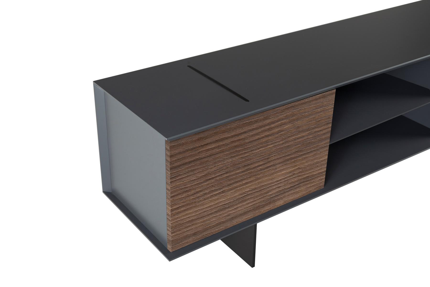 Low walnut TV cabinet with doors | Teo by Tonin Casa