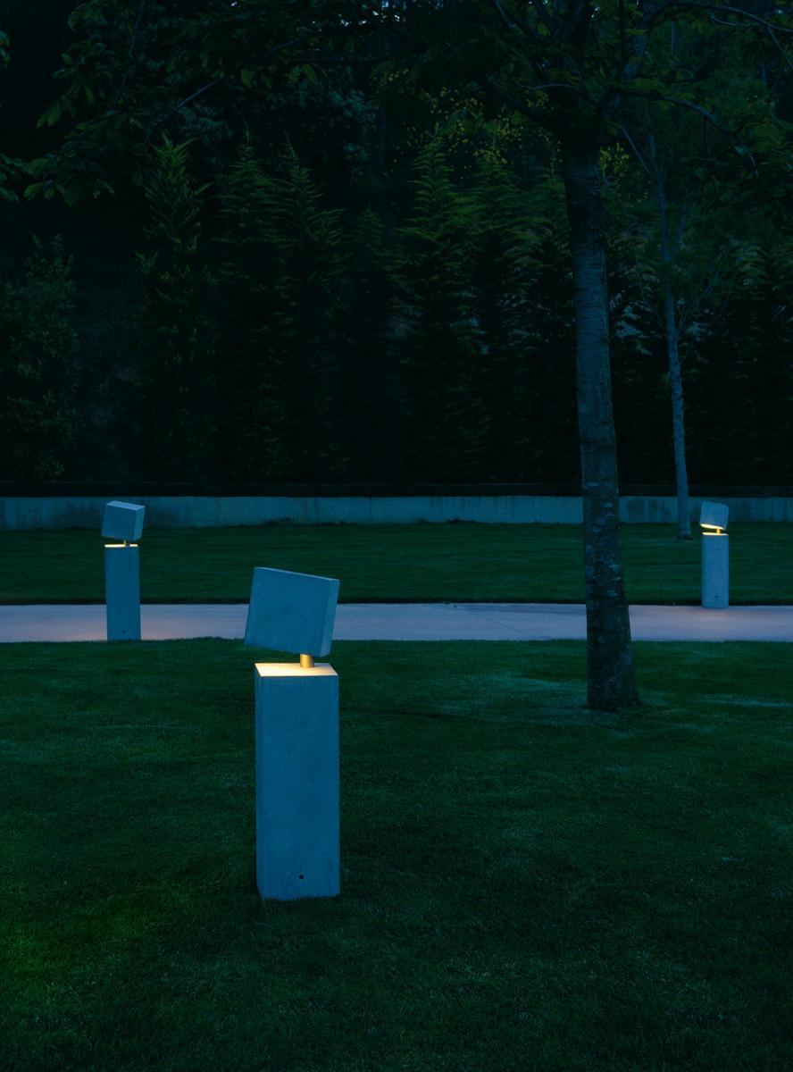 LED bollard light for Public Areas | Break by Vibia