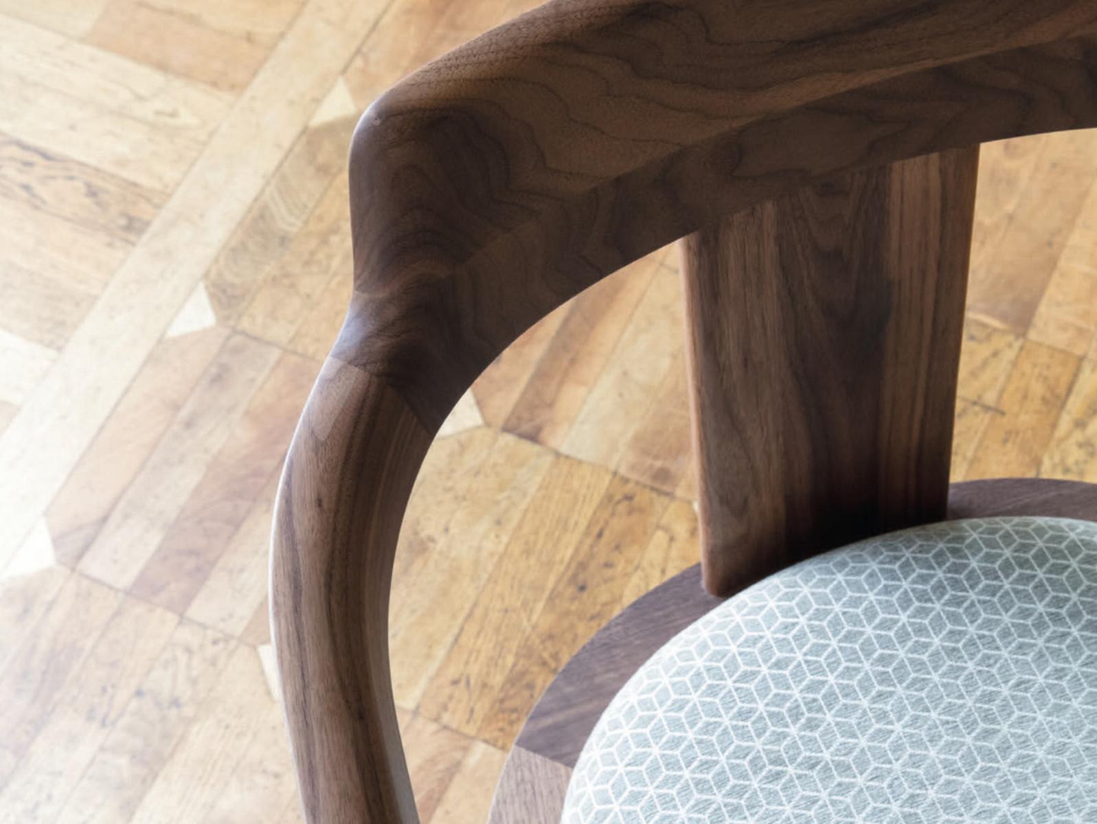 Solid wood chair with armrests | Tilly by Porada