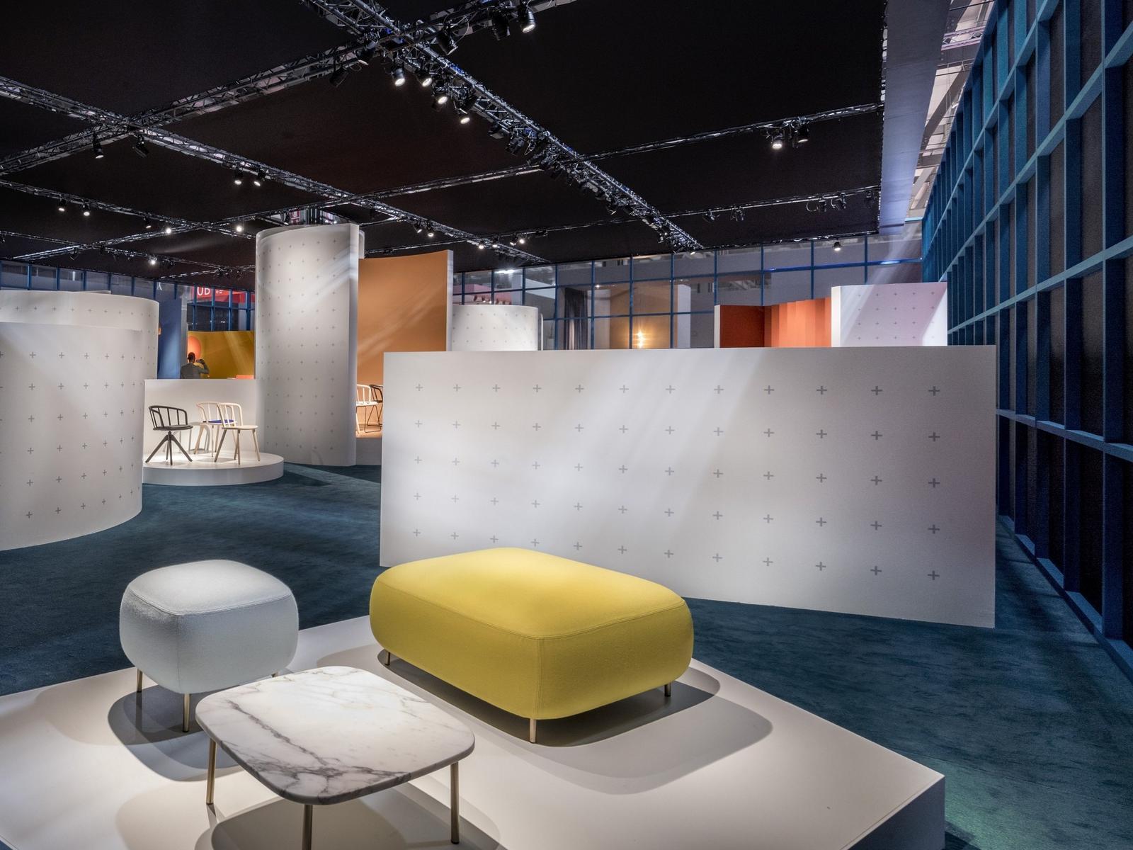 Square marble coffee table | Buddy 59x59 by Pedrali