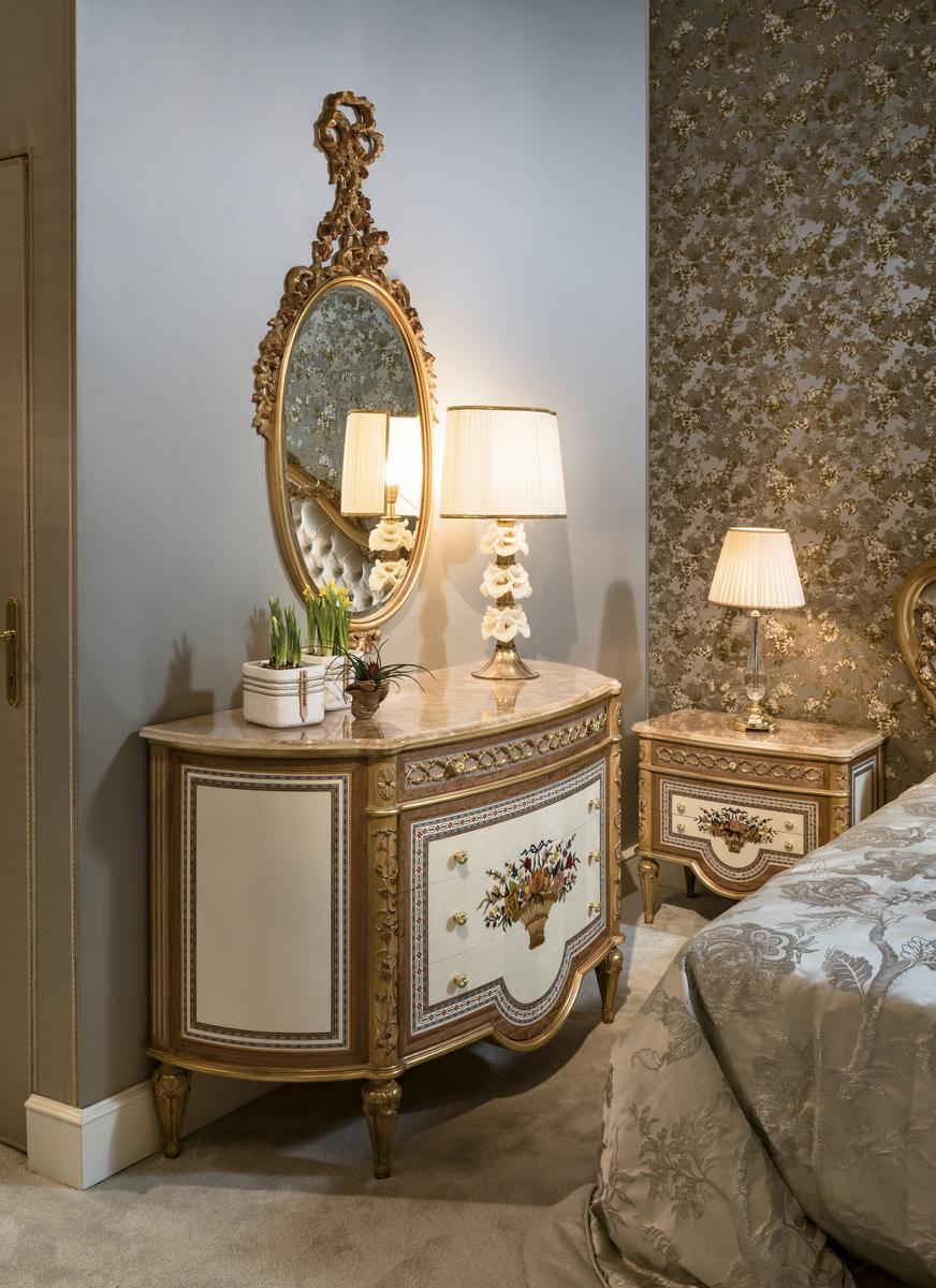 3700_LUIGI XVI Wooden chest of drawers