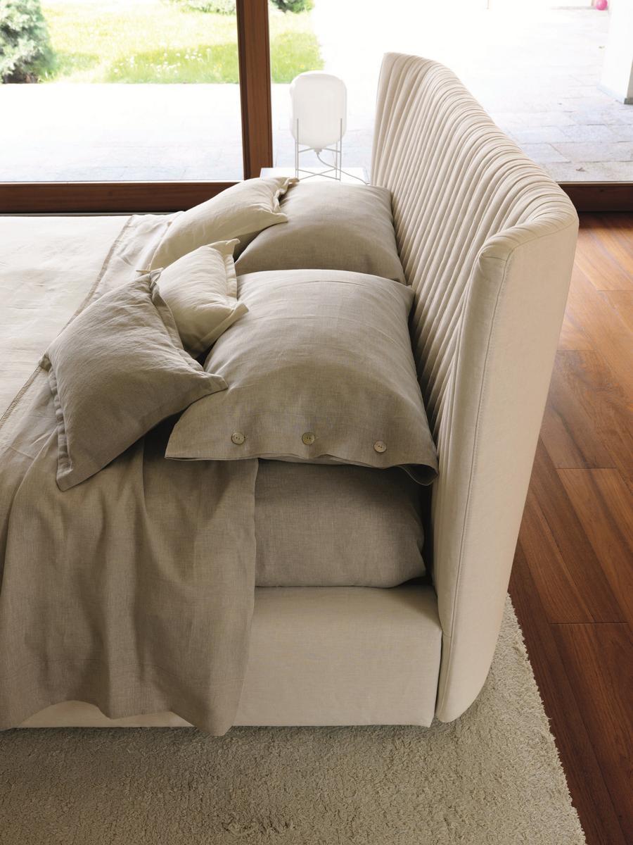 Storage bed | Shellon In by Desiree