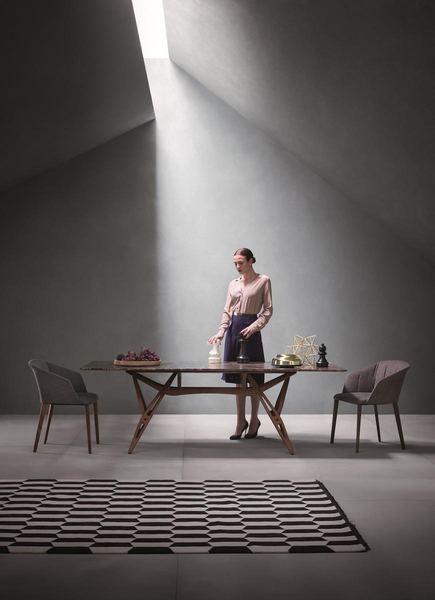 Crystal or marble table | Reale 2320 by Zanotta