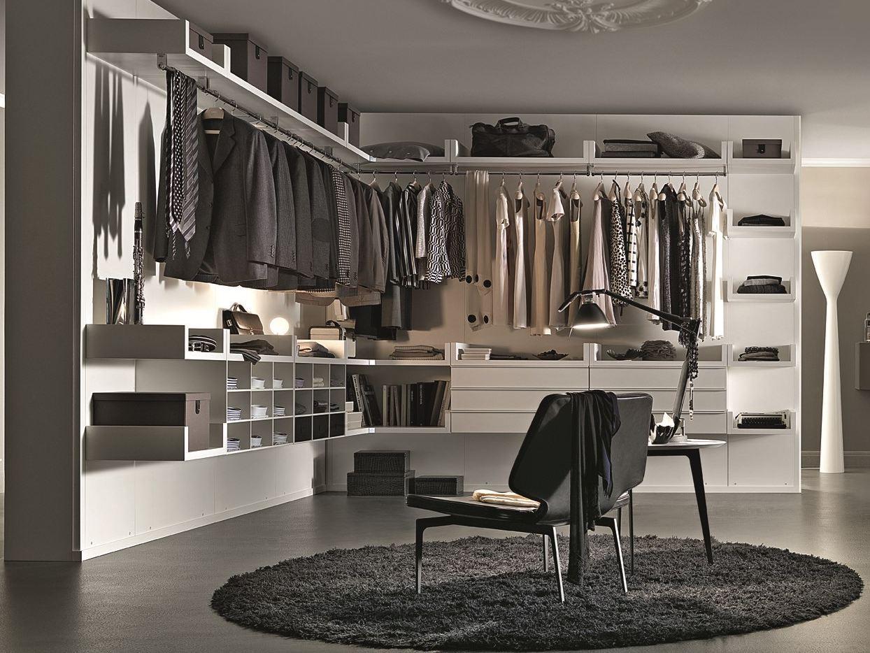 Sectional custom walk-in wardrobe | Novenove by Lema