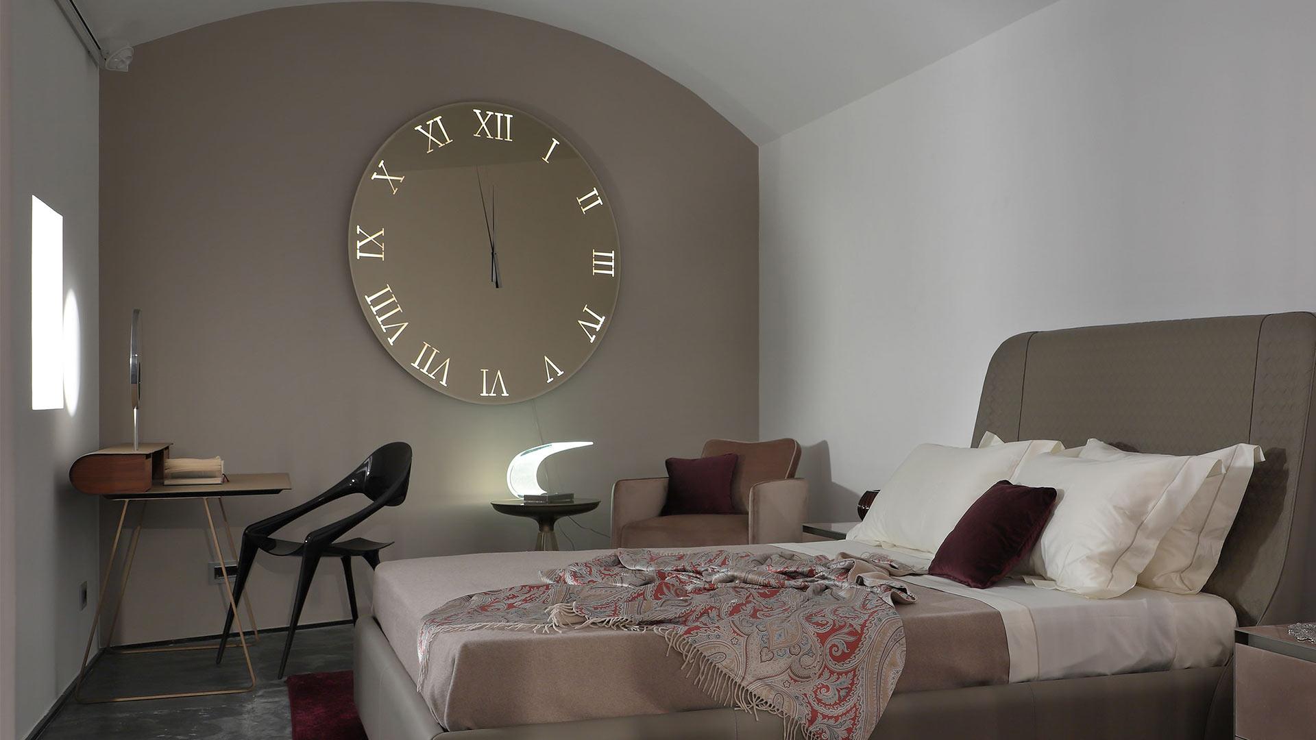 Mirror / clock | Titanium by Reflex