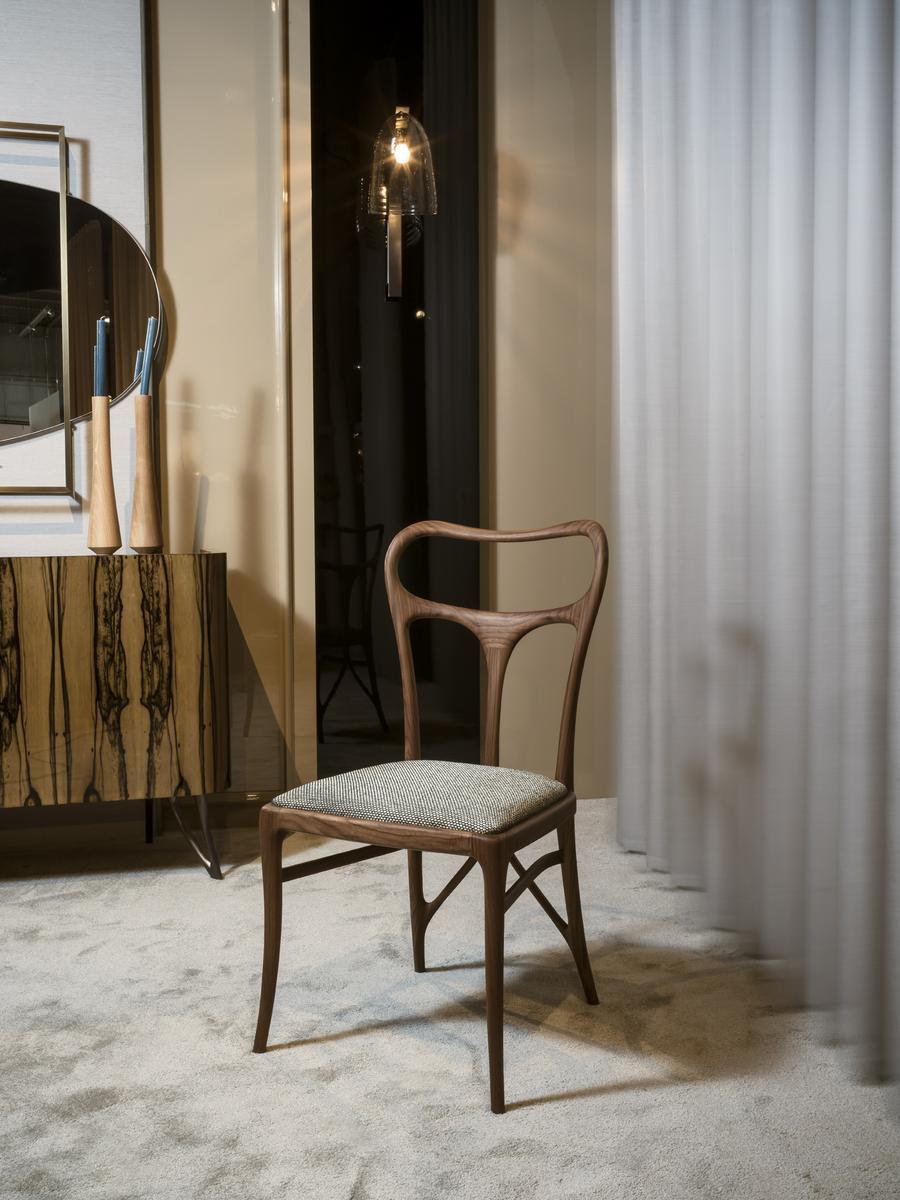 Walnut chair with integrated cushion | Febe by Ezio Bellotti