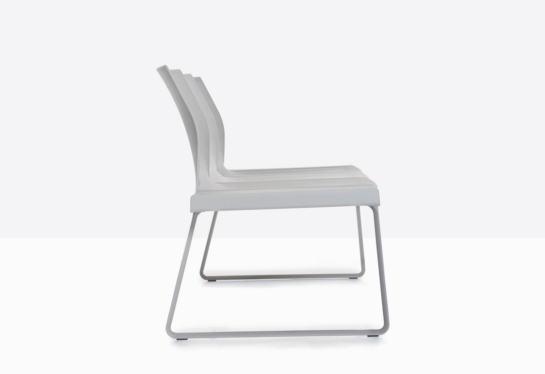 Modular seating | Plural P02003/2004/2006/2009 by Pedrali