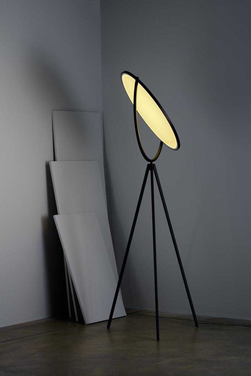 Adjustable floor lamp | Superloon by Flos