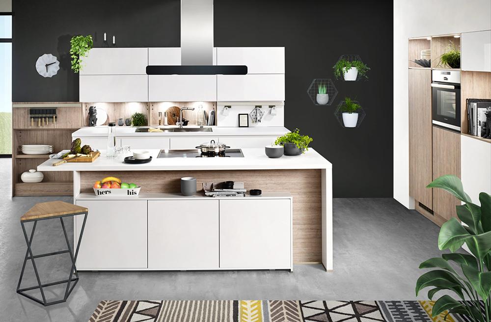 Uv lacquered kitchen with handles Haecker classic Faro GL