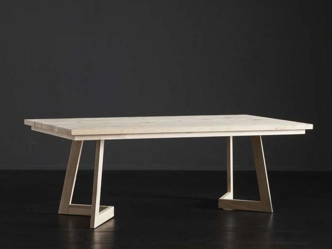 Rectangular wooden dining table | Madrid + Seven by Altacorte
