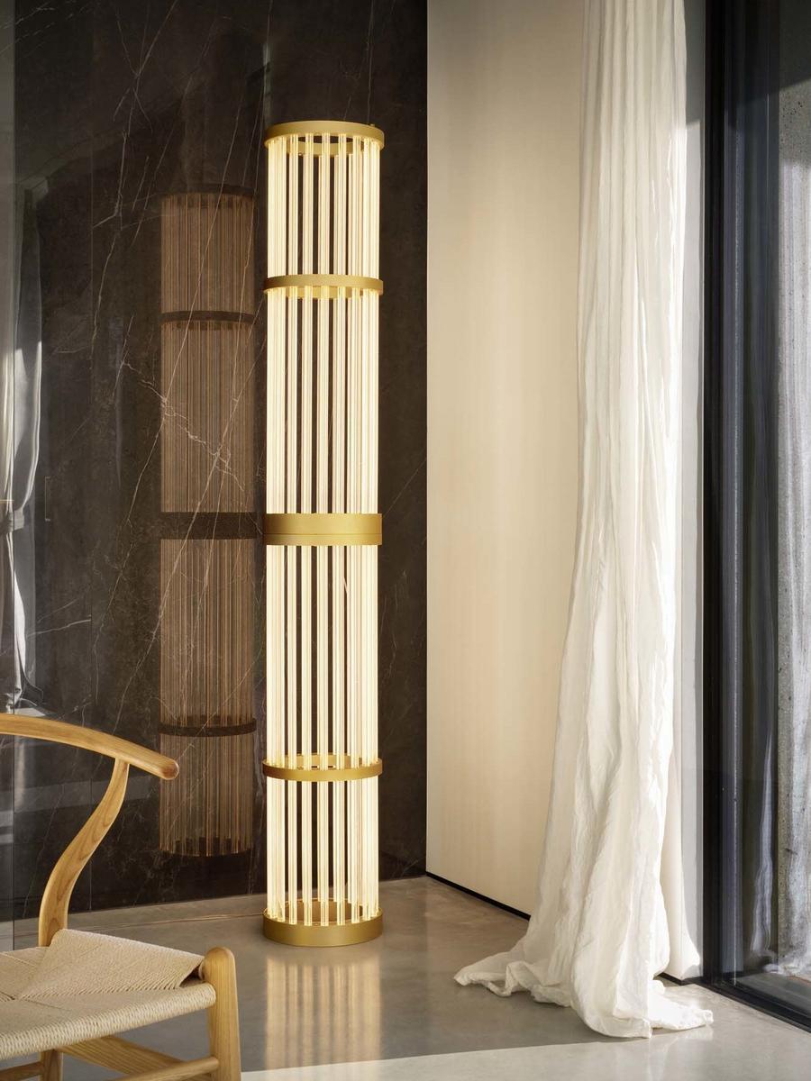 LED metal floor lamp | Thirties by Olev