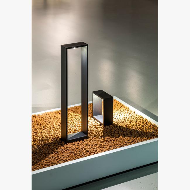 LED metal bollard light | Elbo Bridge by Delta light