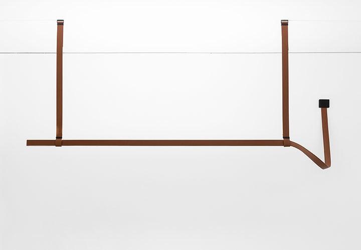 LED tanned leather pendant lamp | Belt by Flos