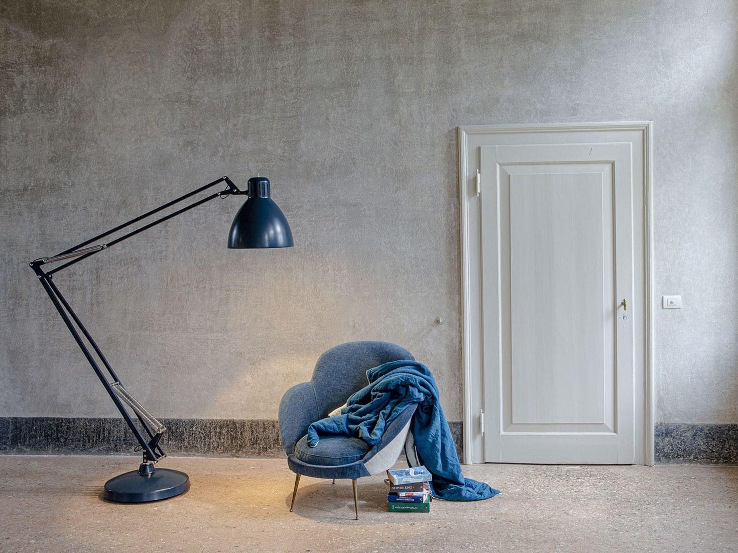 LED adjustable aluminium floor lamp | Jj Big by Leucos