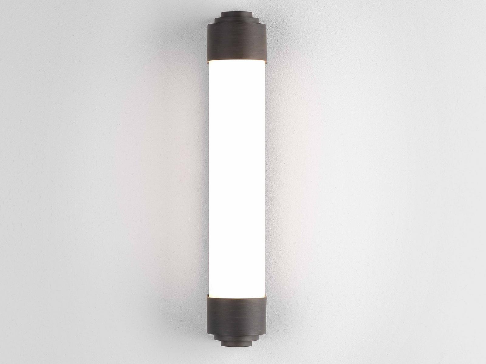 Zinc wall lamp for bathroom | Belgravia 400 by Astro lighting