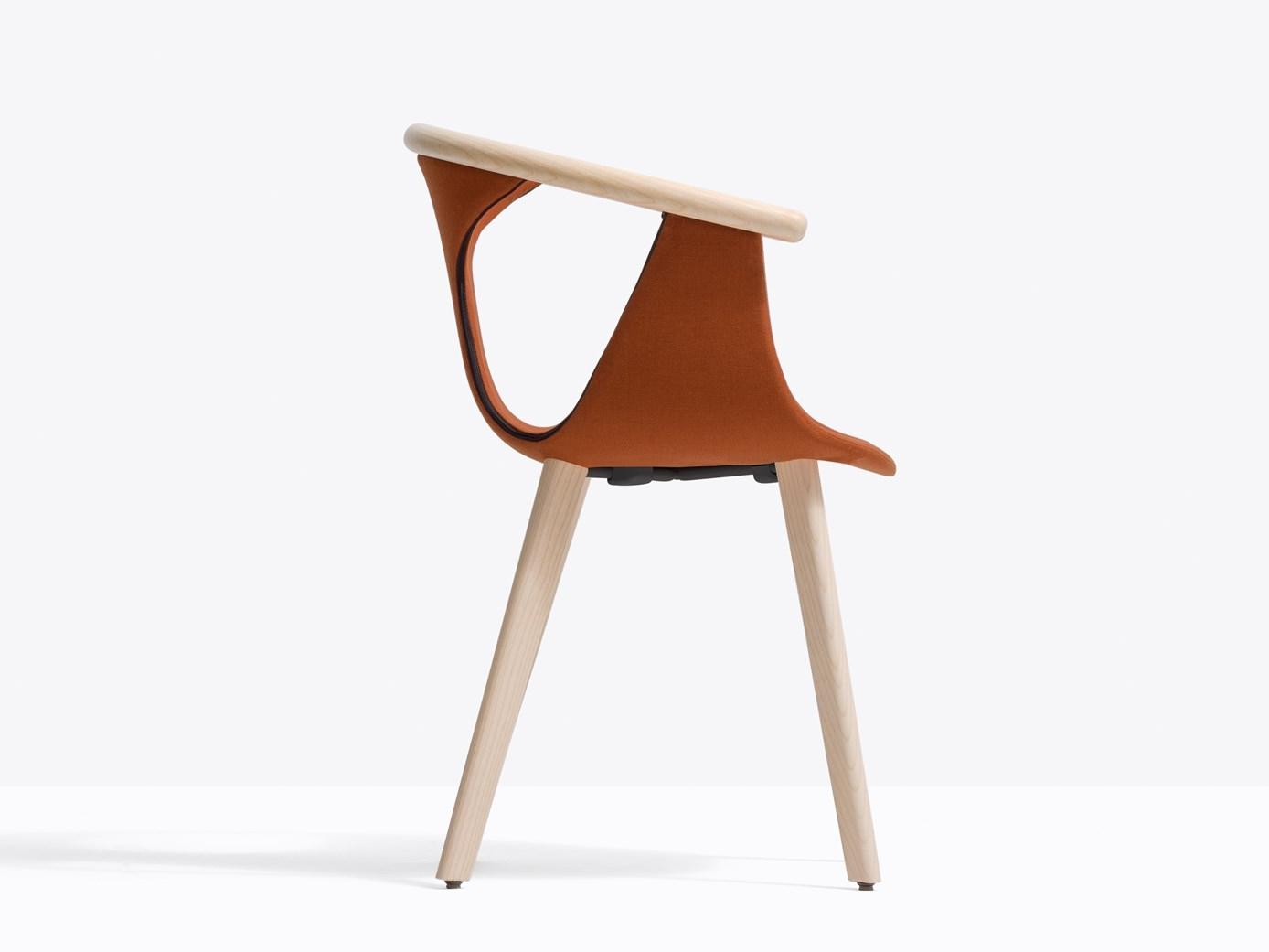 Tanned leather chair with armrests | Fox Soft 3727 by Pedrali