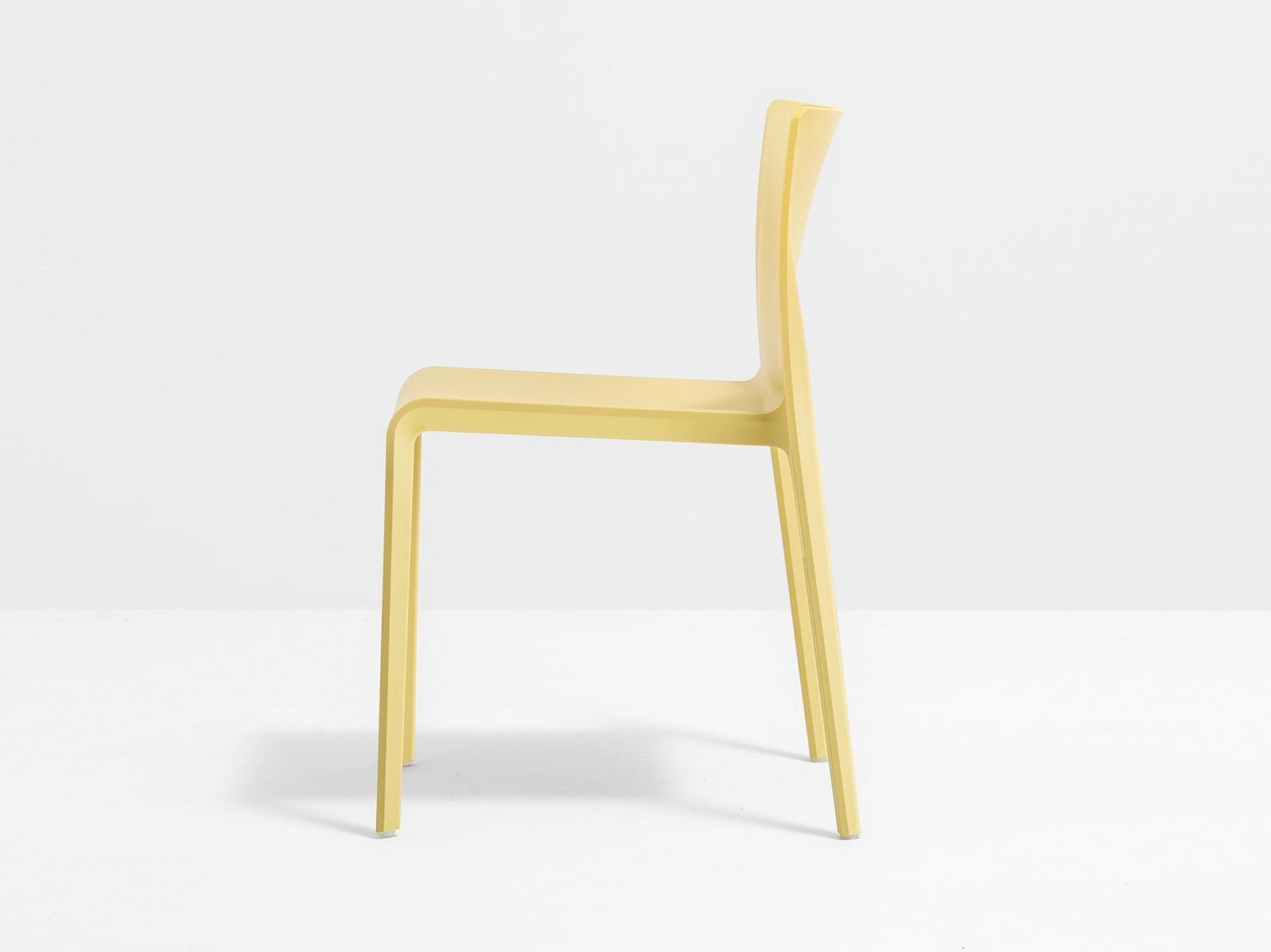 Polypropylene chair | Volt 670 by Pedrali