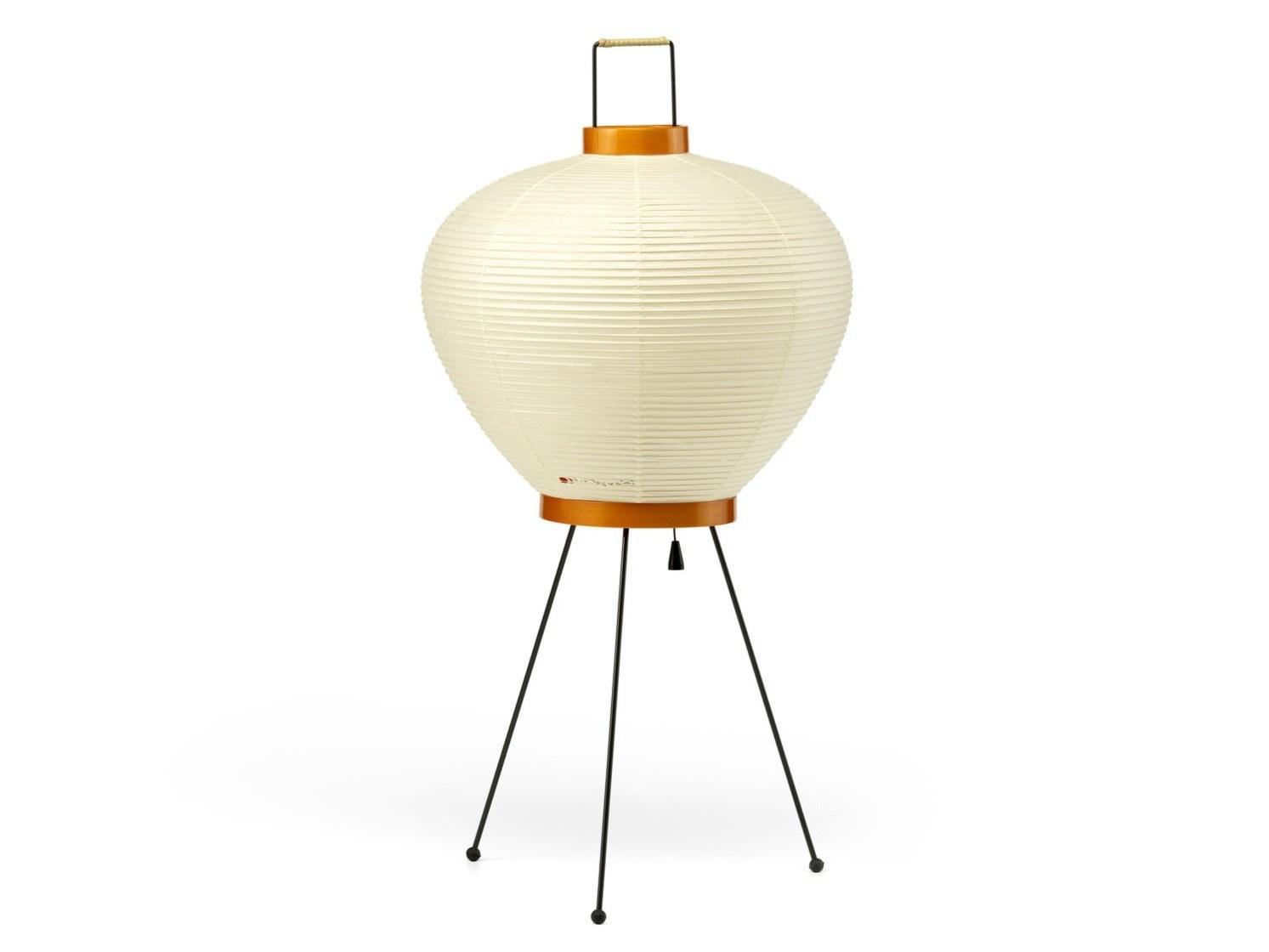 Japanese paper table lamp | Akari 3a by Vitra