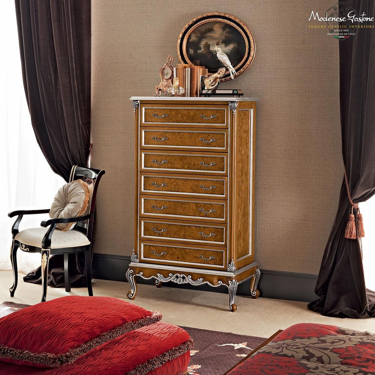Solid wood chest of drawers | 12653 by Modenese Gastone