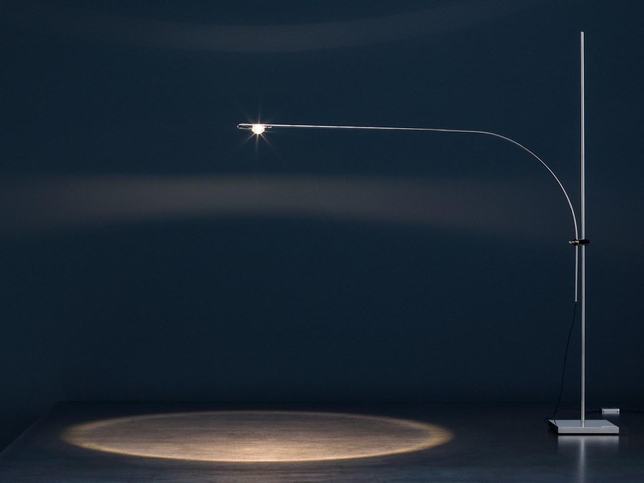 LED adjustable table lamp | Uau T by Catellani & Smith