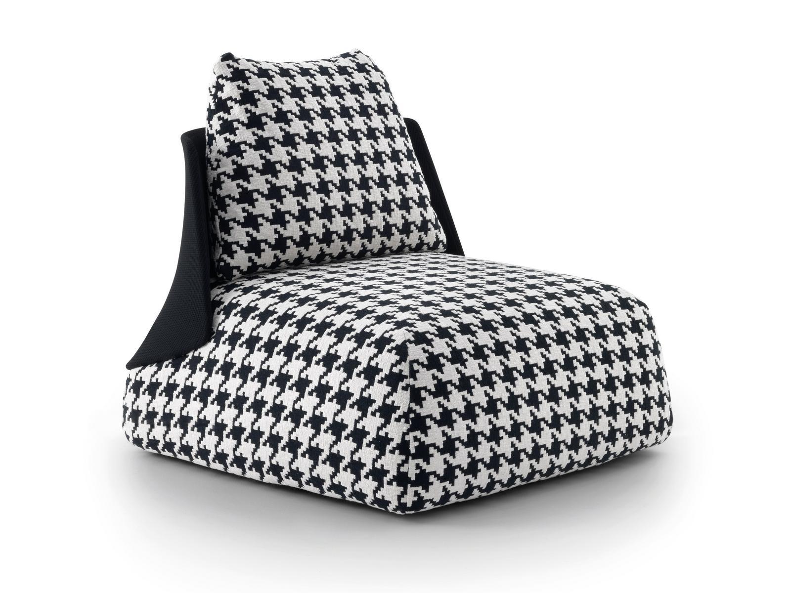 Upholstered fabric armchair with removable cover | Butterfly by Arflex