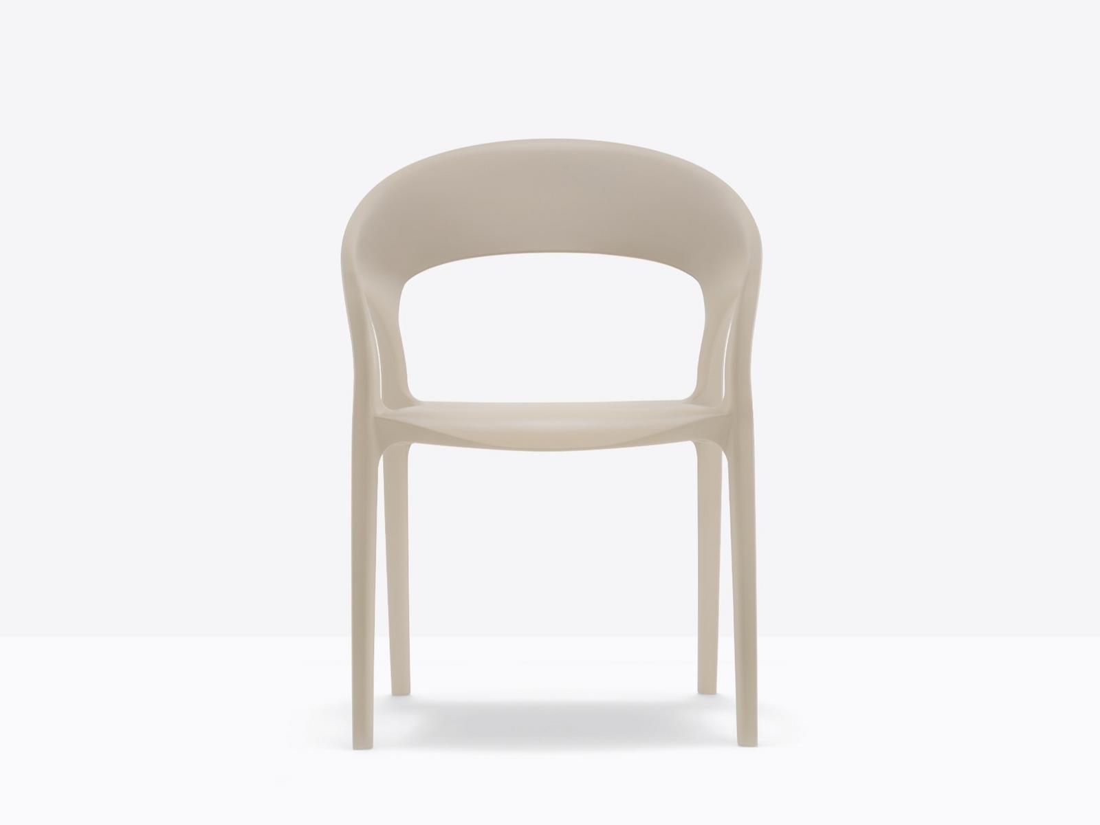 Polypropylene chair with armrests | Gossip 621 by Pedrali