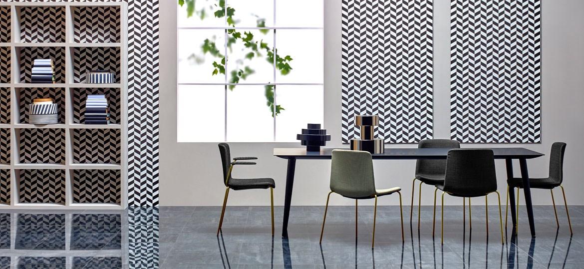 Upholstered chair with armrests | Tweet 895/2 by Pedrali