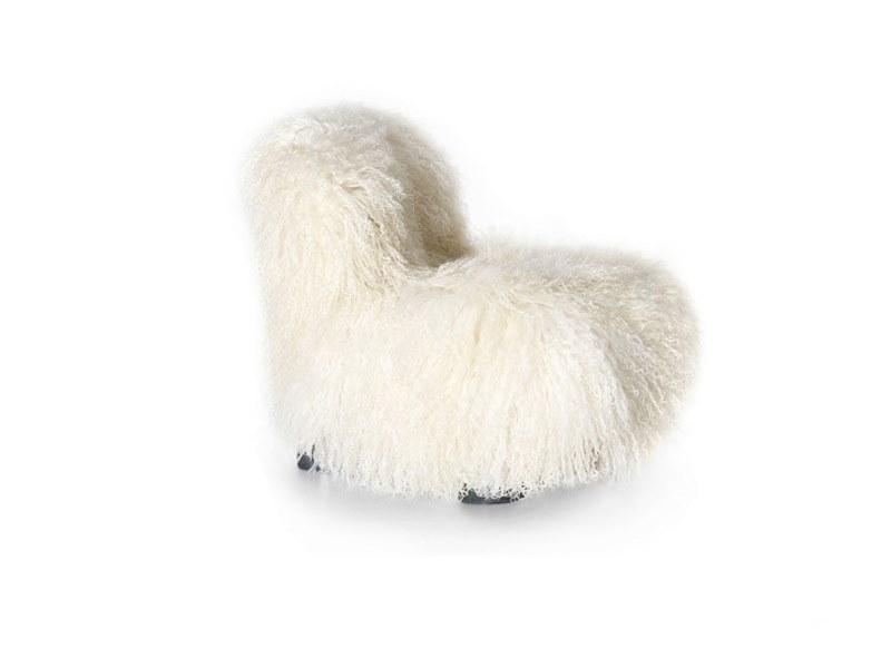 Upholstered fur armchair | Botolo Low by Arflex