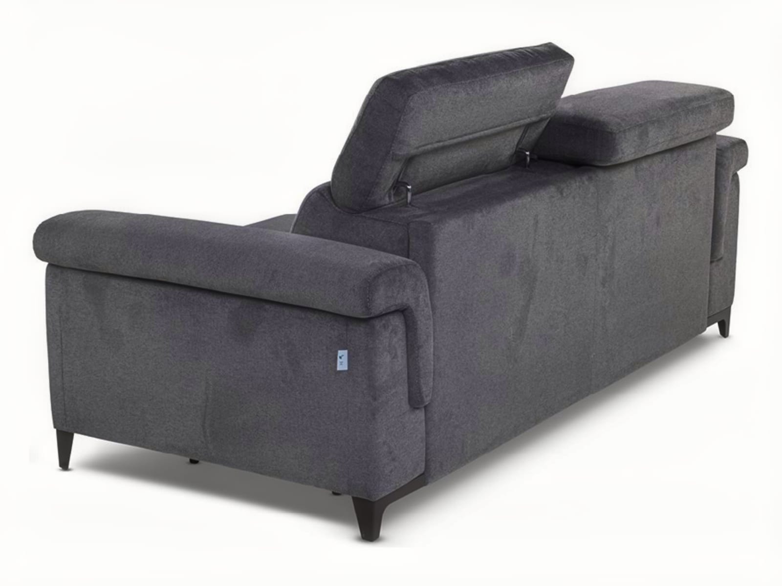 The ‘Luna’ sofa features adjustable headrests for enhanced comfort, with optional seat heights to cater to different preferences, and comes with removable, interchangeable armrests for versatility. | Luna by Calia Italia