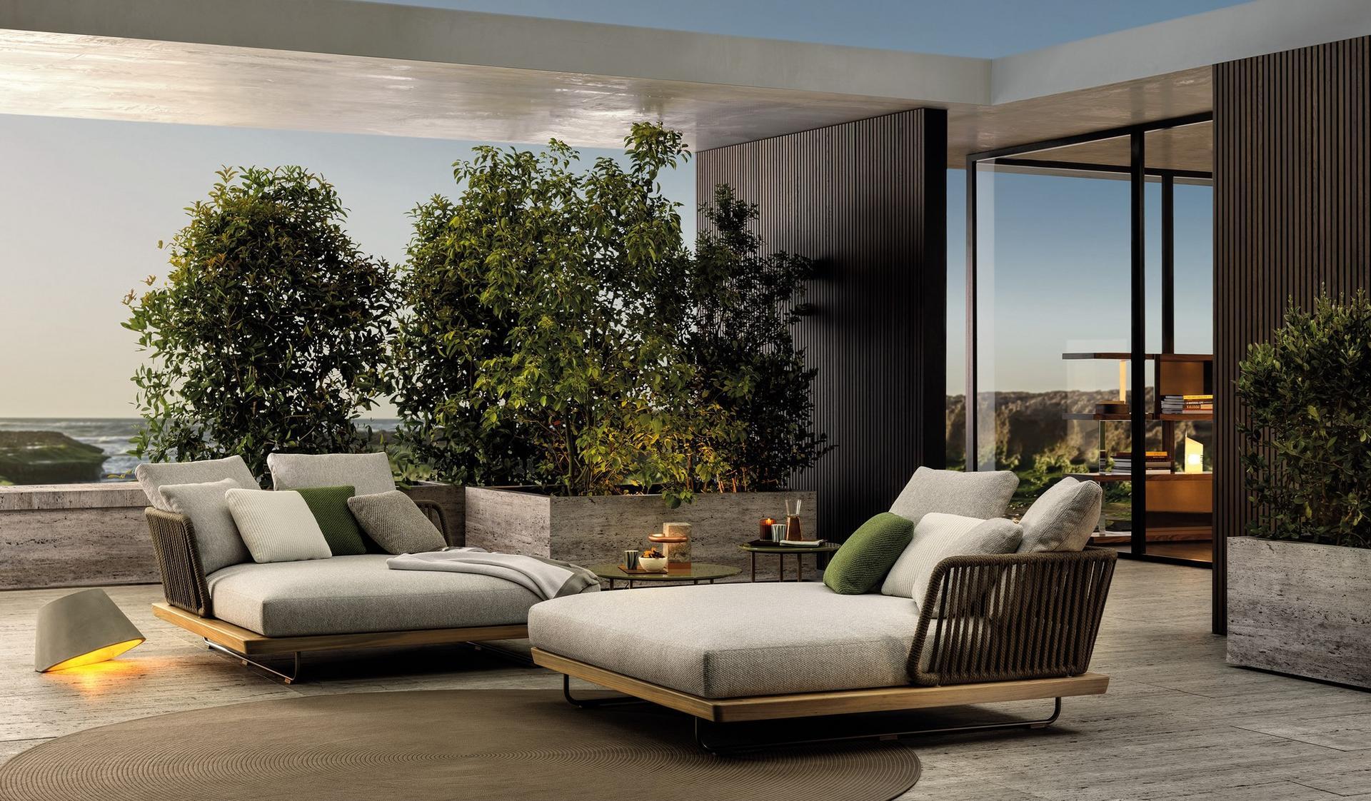 Sled base sectional garden sofa | Sunray by Minotti