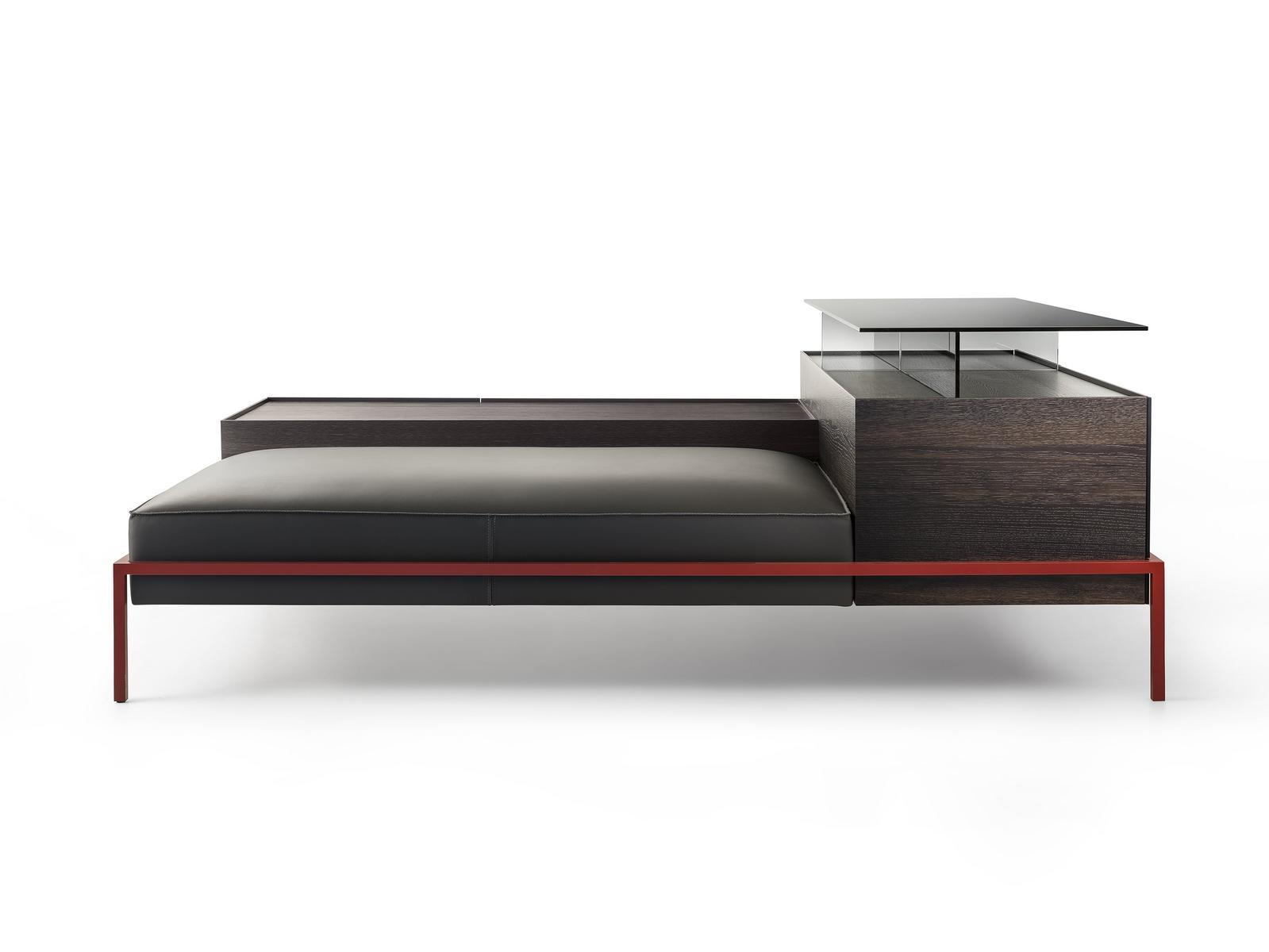 Storage modular leather bench | Faroe by Lema