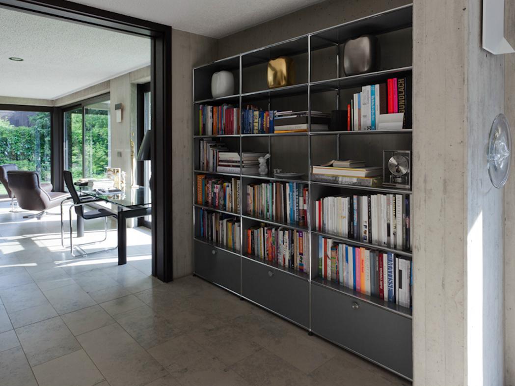 Open sectional metal bookcase | Haller Bookshelves by USM
