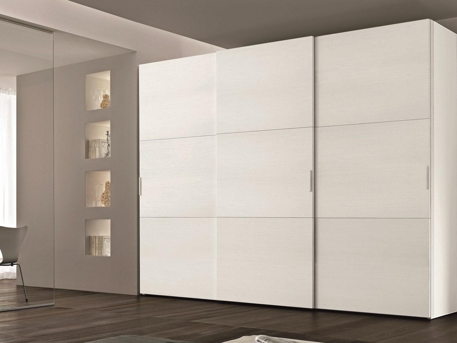 Wardrobe with sliding doors | Segno by Tomasella