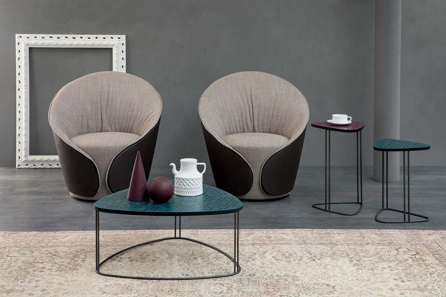 Triangular MDF high side table | Mix by Tonin Casa