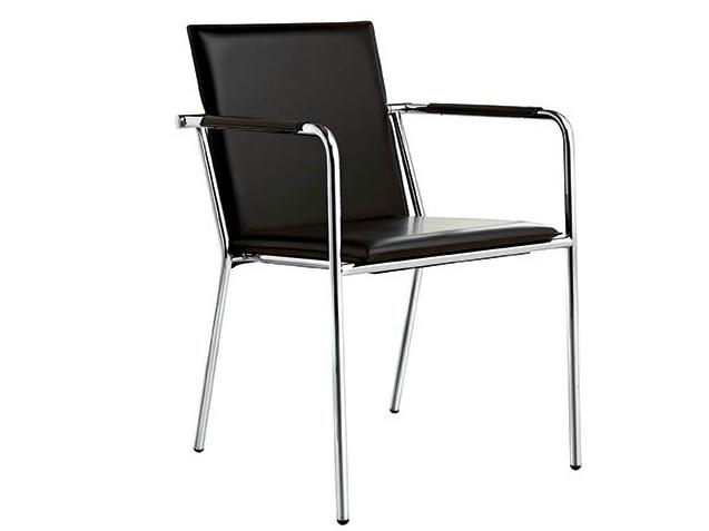 Upholstered chair with armrests | Vivo P by Midj