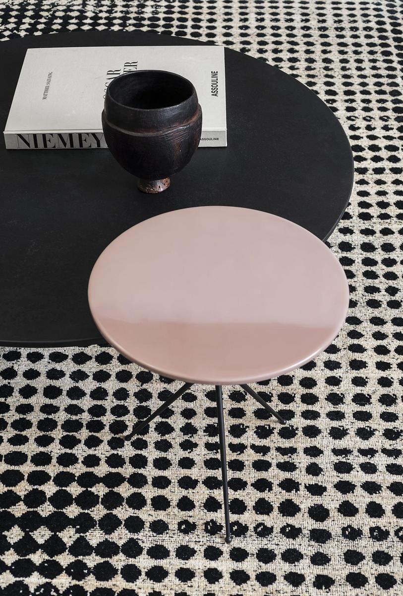 Round coffee table | Liquid by Baxter