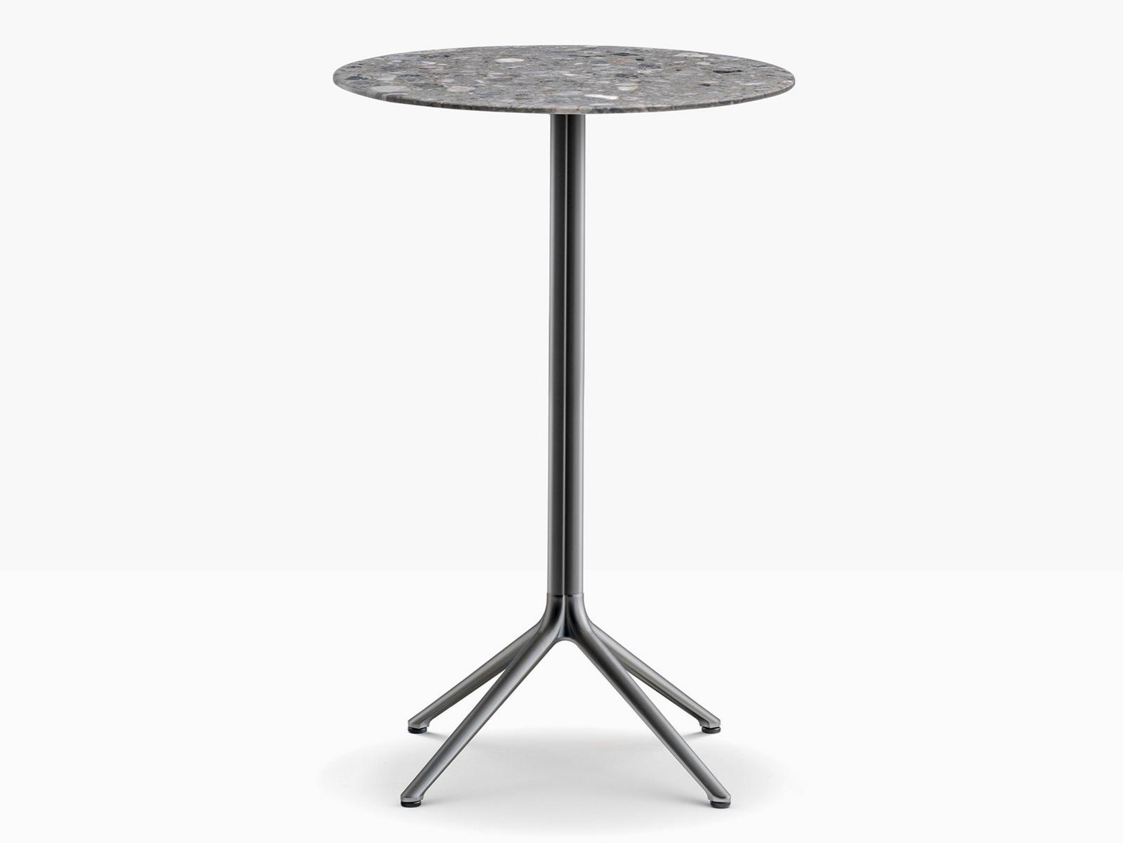 Round die cast aluminium high table with 4-star base | Elliot 5476 by Pedrali