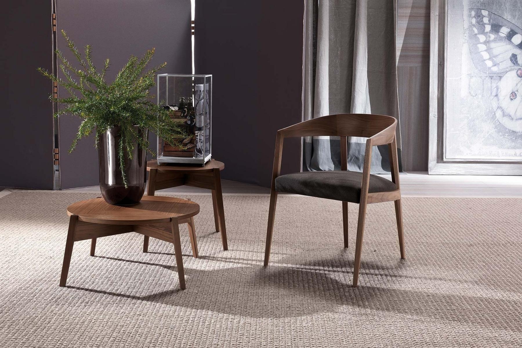 Wooden easy chair with armrests | Lizzye by Frigerio